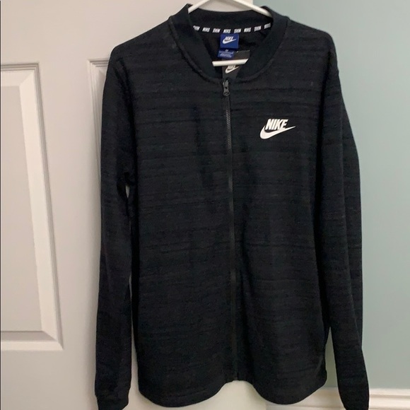 Men’s Nike bomber jacket BNWT - Picture 2 of 3